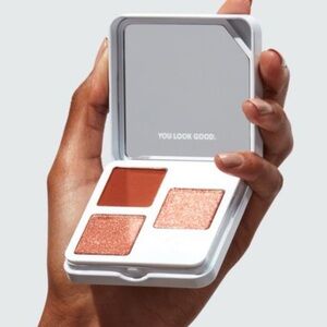 Glossier Monochromes-Mesa Essential Eyeshadow Trio, New